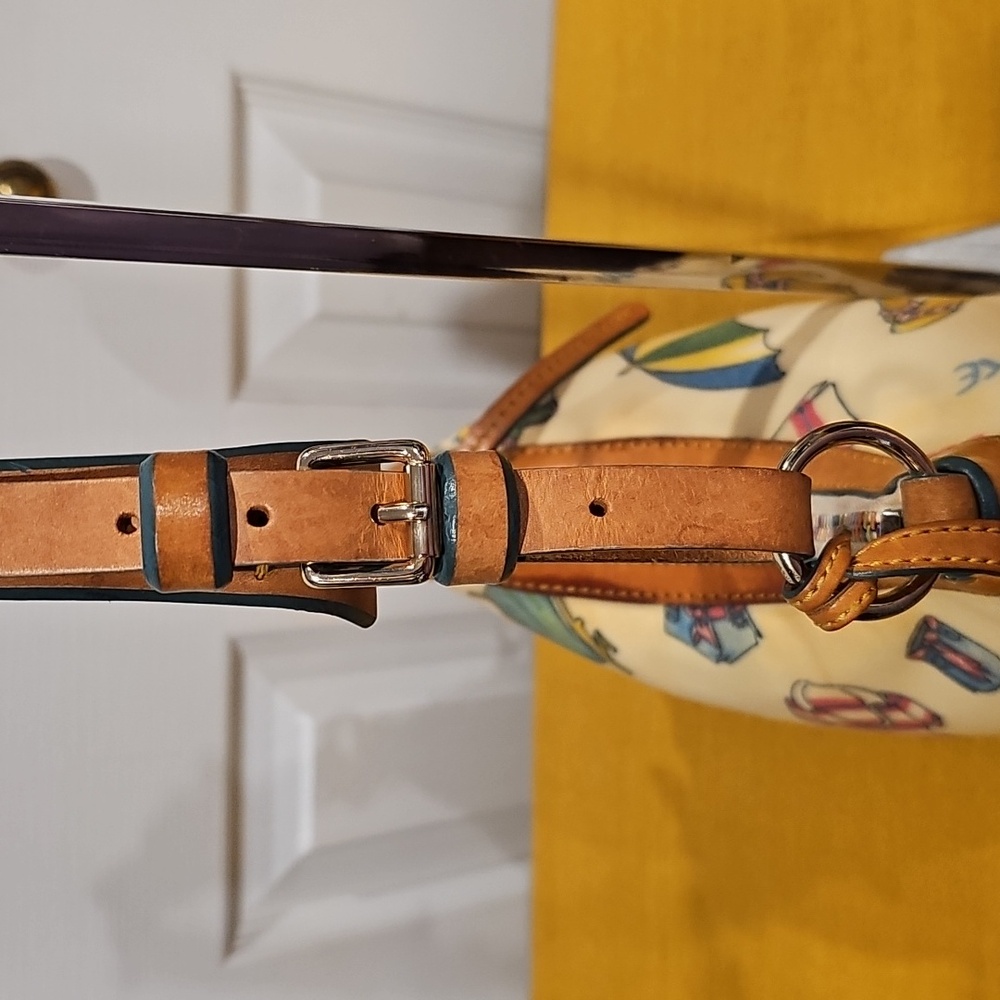 Dooney & Bourke Miami Beach Mini East West Slouch Shoulder Bag Rare EUC - Picture 8 of 15